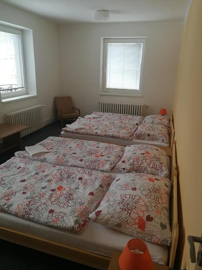 Penzion U Kluju Vestin Eksteriør bilde