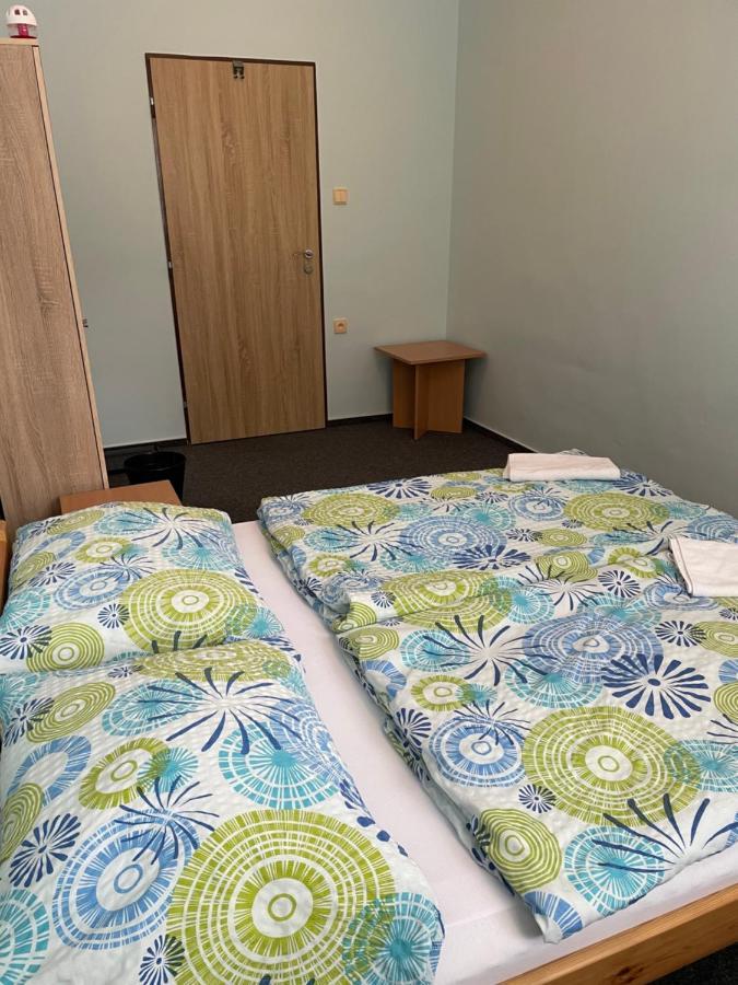Penzion U Kluju Vestin Eksteriør bilde